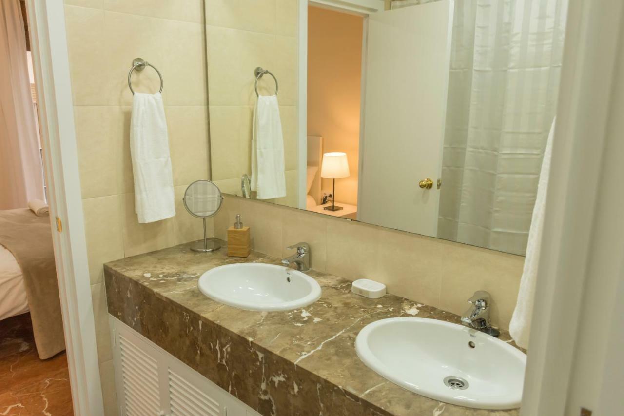 Apartament San Isidoro Cathedral Deluxe By Valcambre Sewilla Zewnętrze zdjęcie