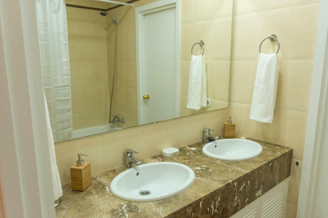 Apartament San Isidoro Cathedral Deluxe By Valcambre Sewilla Zewnętrze zdjęcie